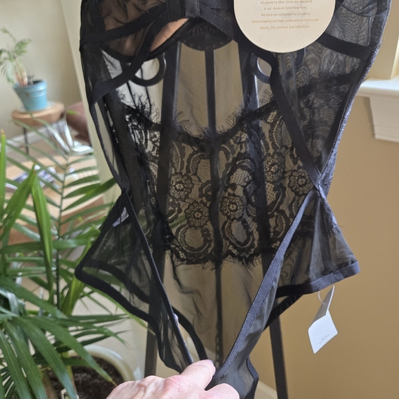 Miss Circle Sexy Lace One Piece Lingerie NWT - Picture 9 of 12